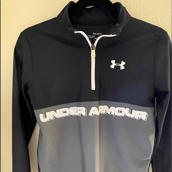 Under Armour Other - NWT Under Armour Youth Large Heatgear Jacket